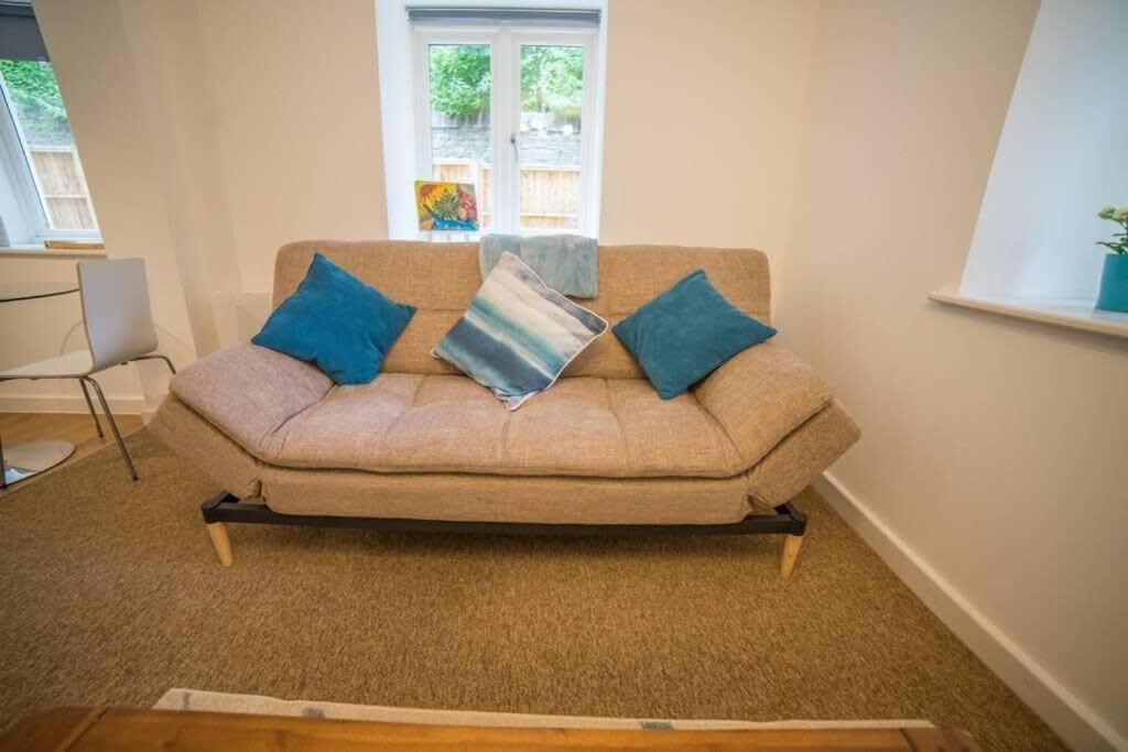 Champion Court Two Bedroom Flat Бристоль Экстерьер фото